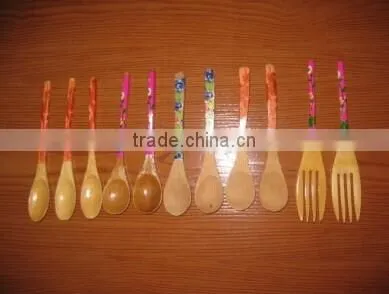 Producers directly wholesale all kinds of bamboo spoons