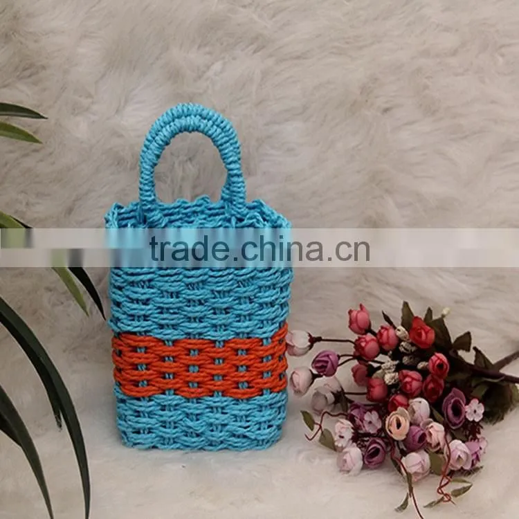 Newest & cheapest handcraft china wholesale mini decorative gift baskets