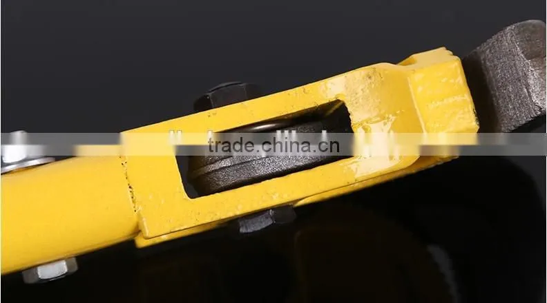 universal adjustable spanner hand tool on construction factory directly