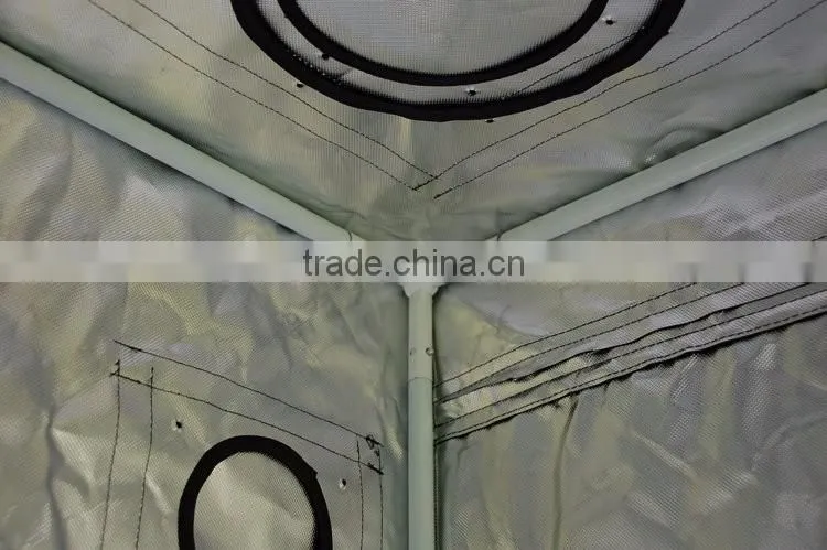Easily assembled custom grow tent