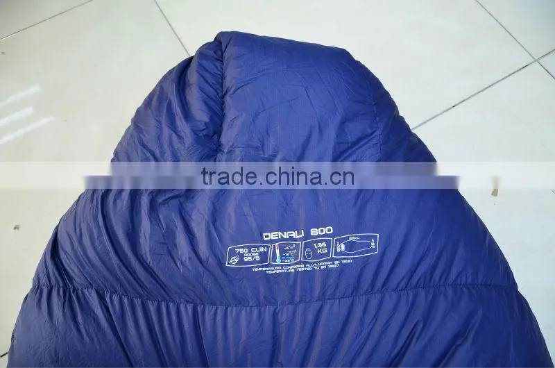 Eider down mummy sleeping bag in extreme cold weather
