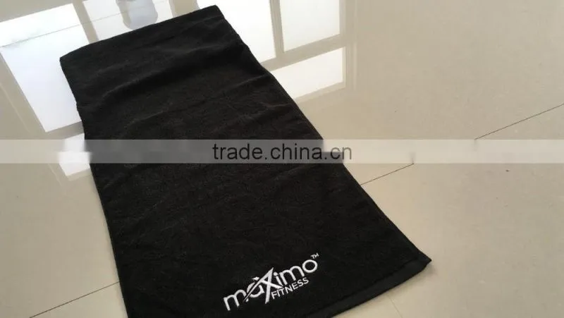 100 cotton zipper pocket customized sports towel