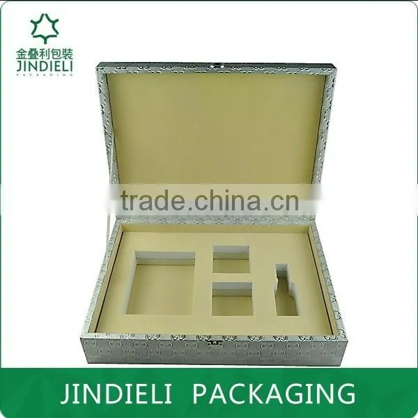 silver beautiful professional make up cosmetic case