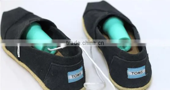 Wholesale Stock Small Order Plastic Home Cabnet Dehumidifier,Shoes Dehumidifier