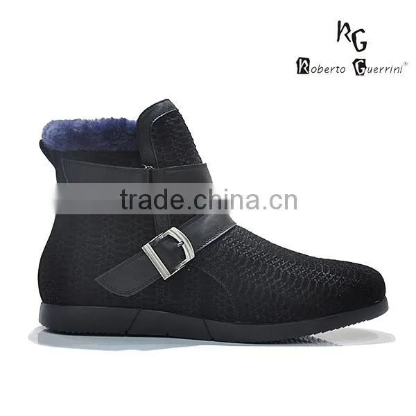 china latest designed boot for man