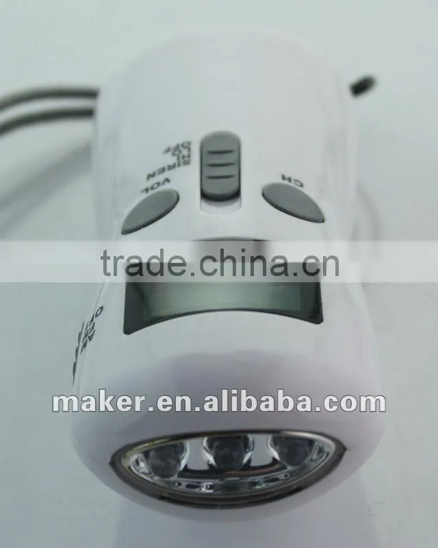 3 LED Dynamo Flashlight with AM/FM Radio Emergency Siren