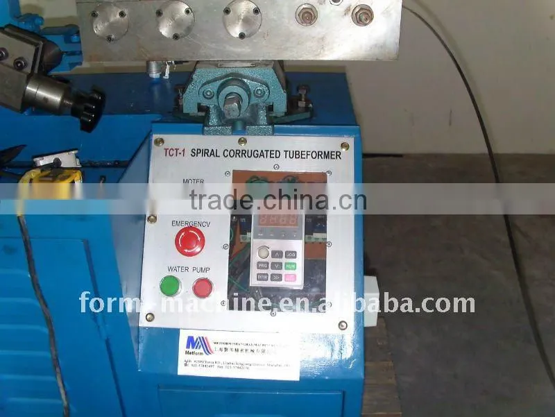 Spiral corrugated steel pipe making machine with stable performance