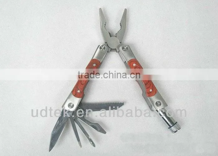 High Quality Outdoor Tool Multifunction Toolkit with LED Light UDTEK01498