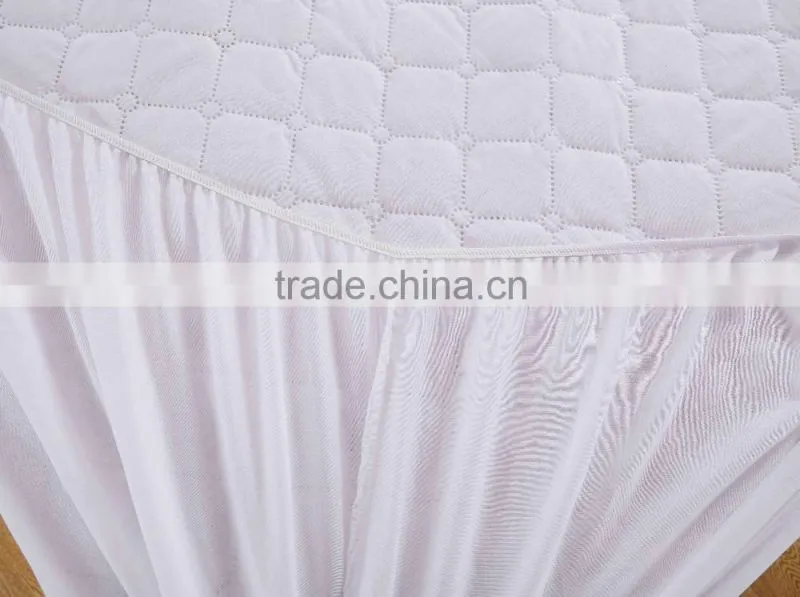 Hot Water Washable Allergy Protection Small Double Mattress Protector