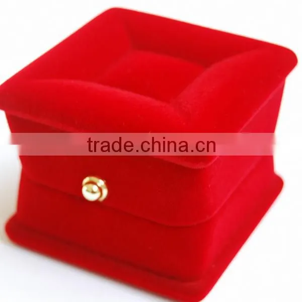 China supplier velvet jewelry box custom logo luxury ring box velvet