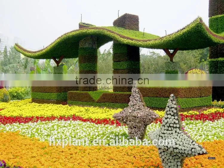 aritificial green sculpture plastic statue