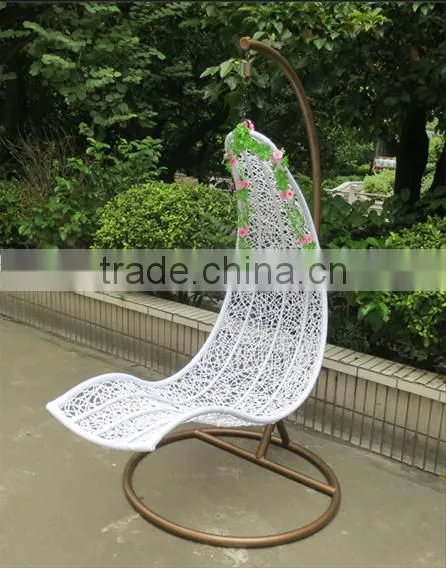 Hot Sale Indoor Outdoor Rattan hanging garden swing chair