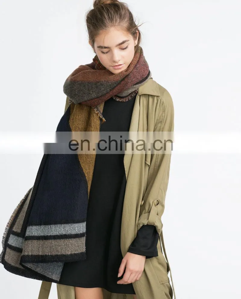 Acrylic Jacquard Ladies Geometric Pattern Winter And Autumn Scarf
