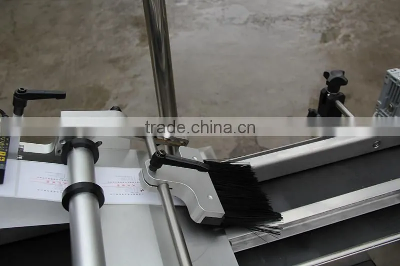 automatic adhesive labeling machine for cans