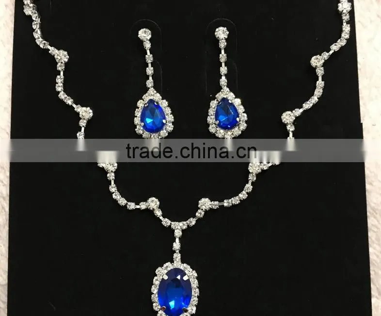 Custom wedding favor crystal sapphire necklace earring set