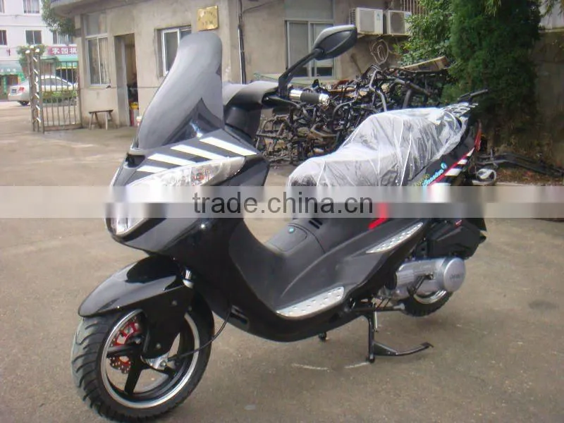 150CC EEC gas scooter (Exclusive model )