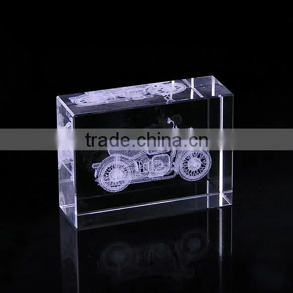 Smooth edge cubes for art shows