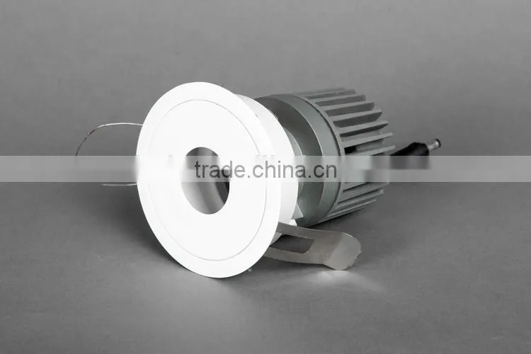 2015 hot selling 9w 10W led downlight with round cover for commercial lighting