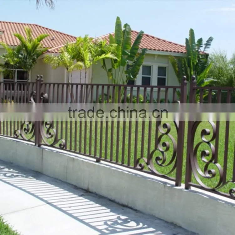 Simple morden metal fence / wrought iron fence