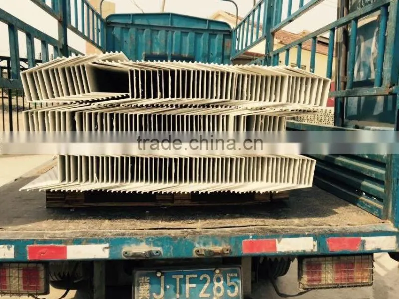 Hydroponic gutter with food grade