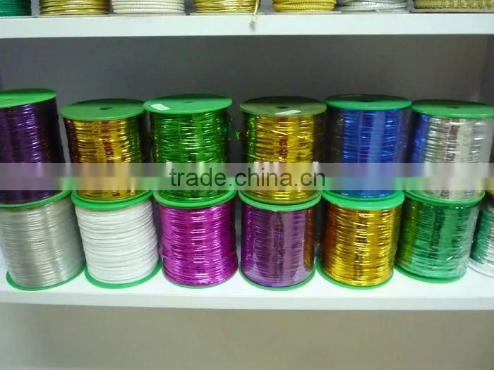 Metal wire twist tie