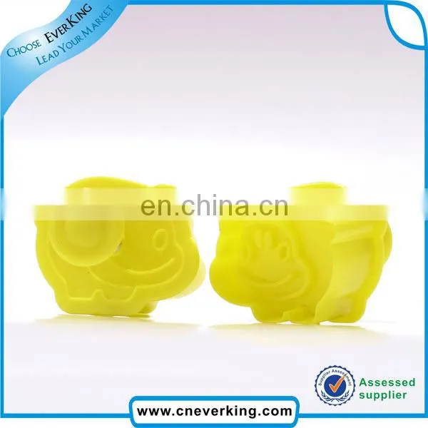 clear carton design plastic cookie cutter