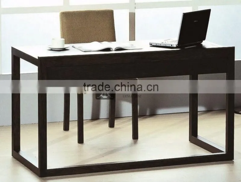 DK-082 Concise General Manager Executive Table Design