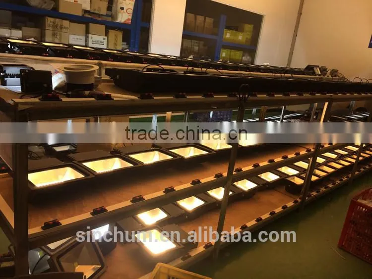 ip65 high lumen thick housing 300w led flood light