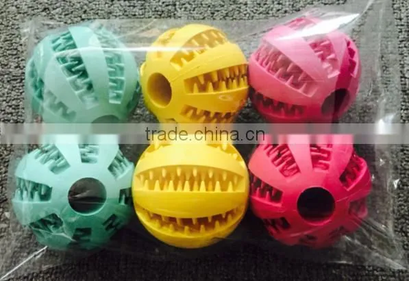 Wholesale 70mm Durable Rubber ball with teeth dog toy , OEM pet products Manufactory