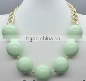 Green Arylic Beads Claw With Crystal Necklace
