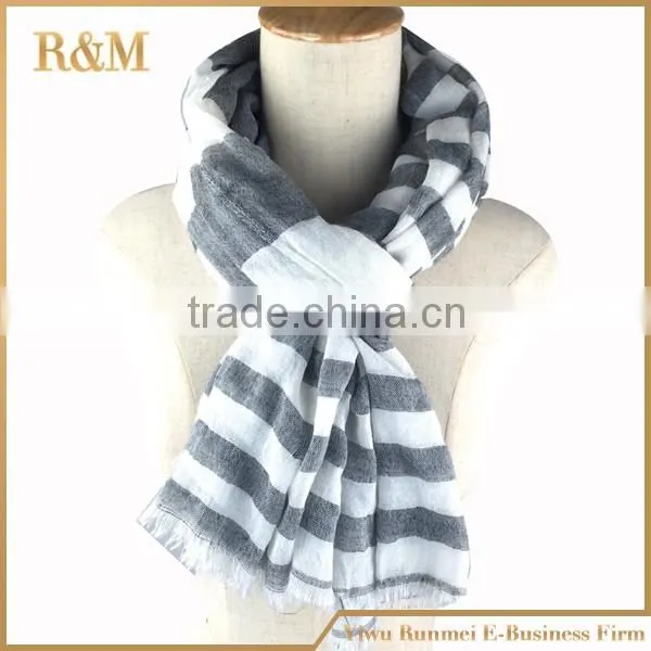 Cotton and viscose plain infinity wrinkled scarf