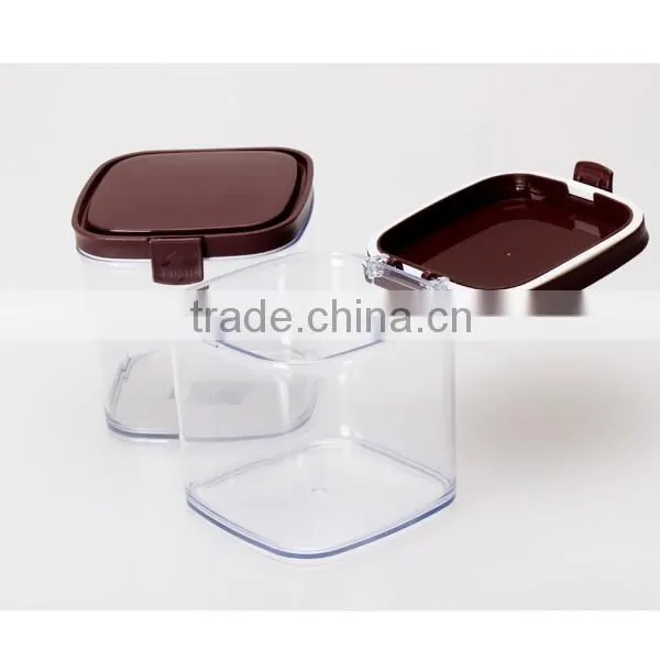 Ultra-Clear Push to Open clear plastic hinged food container