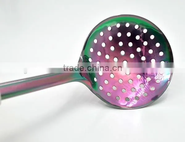 Hot sales in Amazon Non-stick TPR handle Titanize kitchen skimmer spoon