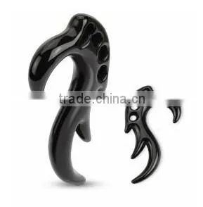 Non piercing novelty ear plug claw crazy wind ear plug tapers decorative ear plug