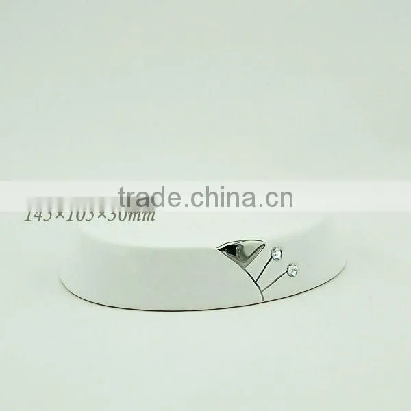2013 New Products Ceramic Bathroom Set