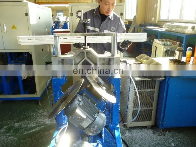 MMCNC Glazing Bead saw aluminium door and window making machine