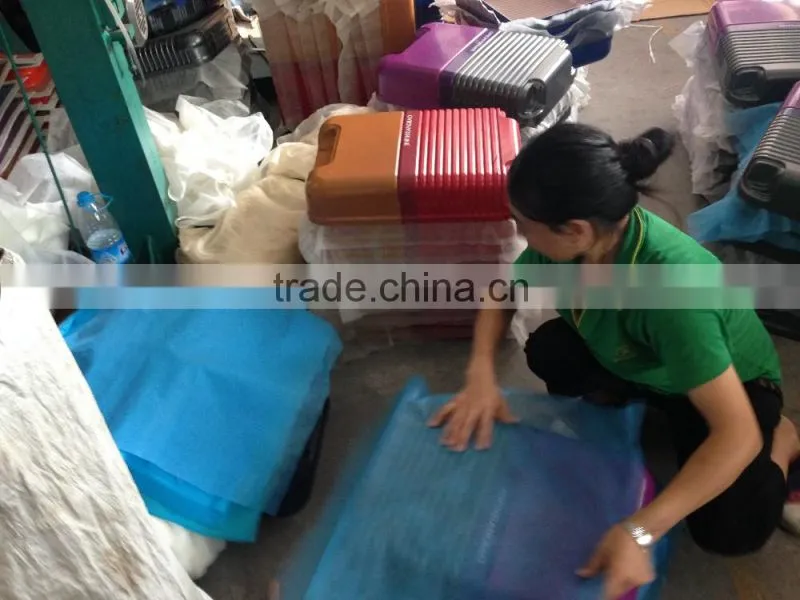 high quality easy operation plastic vacuum luggage forming machine