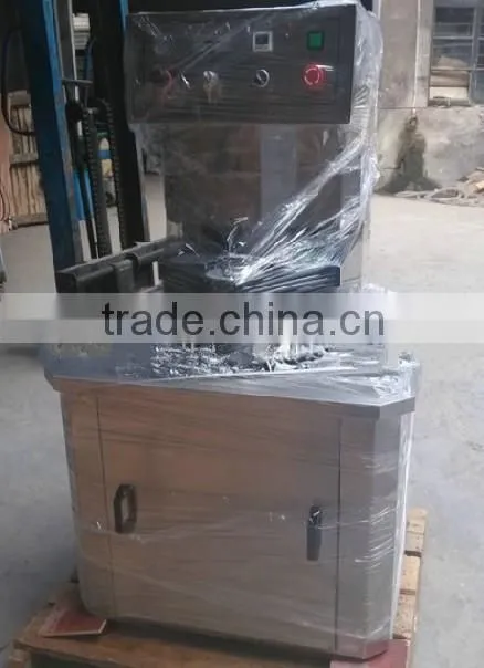 Semi automatic glass jars vacuum capping machine