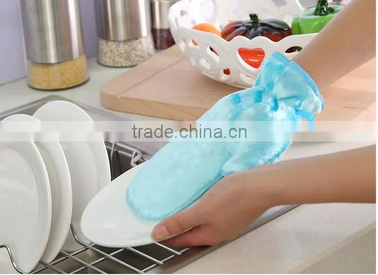 Household cleaning gloves wood fiber gloves free of detergent