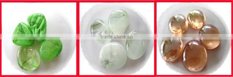 Colored decorative garden polished glass pebbles