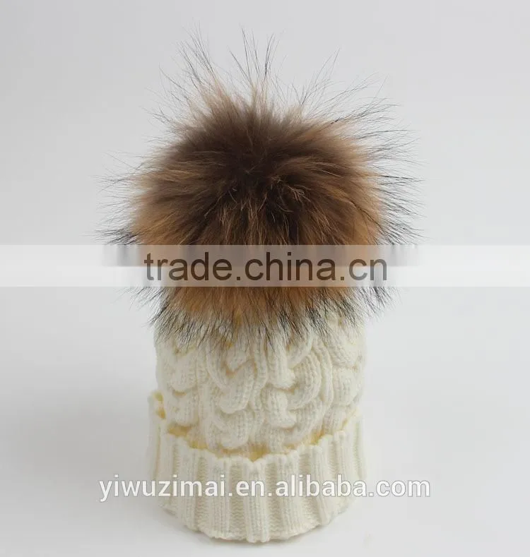 2015 new designed women raccoon fur ball twist wool hat ladies fashion winter knitted warm hats