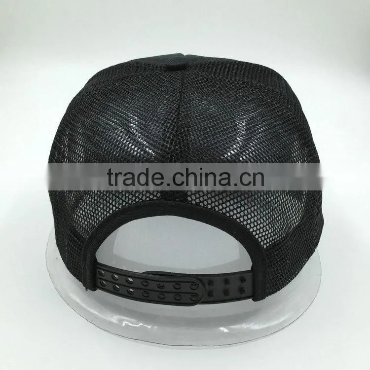 Wholesale flat brim 5 panel printed half mesh trucker cap