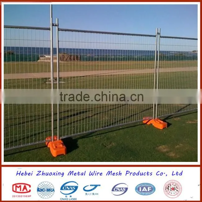 Outdoor event temporary fence