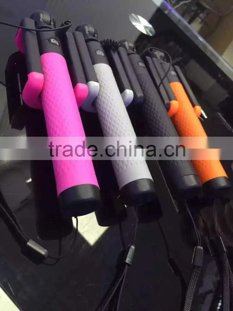 Top selling Factory price wholesale 2015 Foldable cable selfie stick