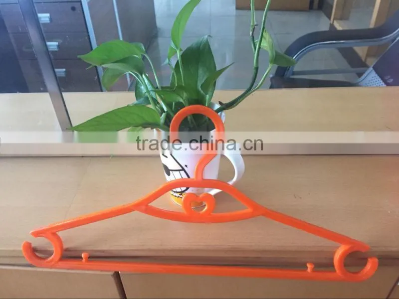 C03#High Quality Plastic Clothes Hangers/Manufacturer Provide Plastic Clothes Hanger With Competitive Price
