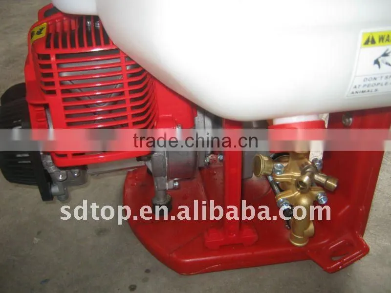 spray dynamique avec moteur a essence 140FA de 4 temps