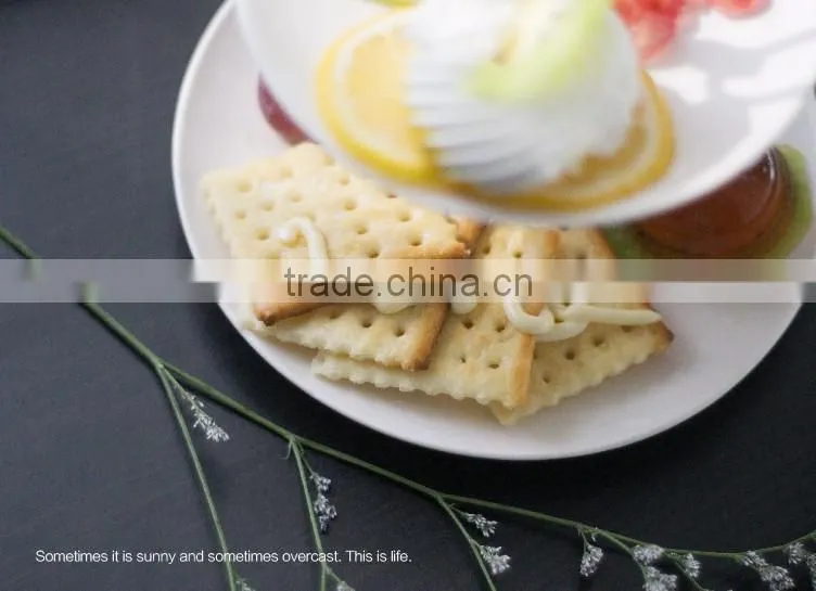 China suppliers wholesale porcelain wedding cake stand for custom design