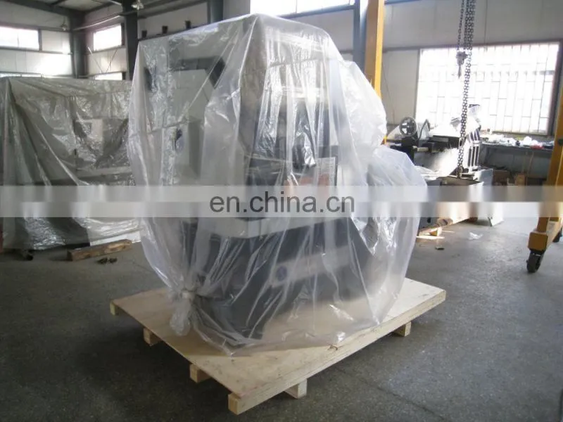 The small cnc lathe machine with chuck and tool turret CK0640A
