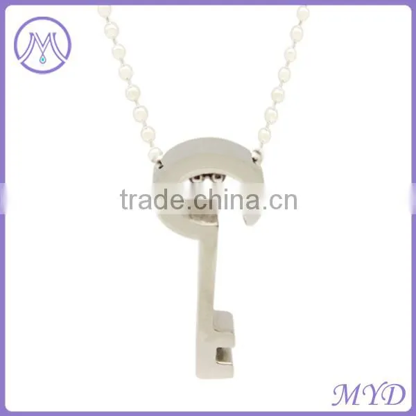 Stainless Steel Gold Plating Angel Wing Key Pendant Necklace