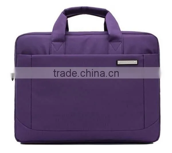 Durable computer messenger bag